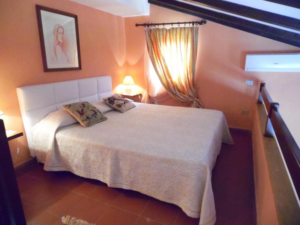 Casa Vacanze Casa Italia Лампореккьо Экстерьер фото